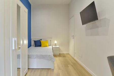 Via Cesana, Turin, Piedmont 10139 - Foto 5