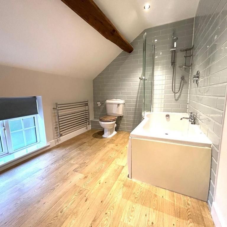 2 bedroom cottage to rent - Photo 1
