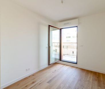 Appartement 5 pièce(s) 109 m2 CLICHY SANZILLON - Photo 1