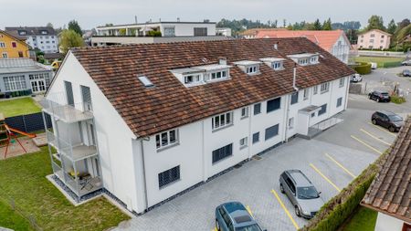 MODERNE UND CHARMANTE WOHNUNG SUCHT NACHMIETER - Foto 2