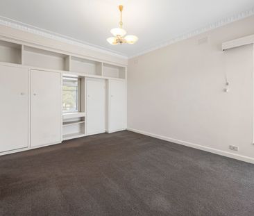10 Jolly Street, Frankston VIC 3199 - House For Rent | Domain - Photo 2