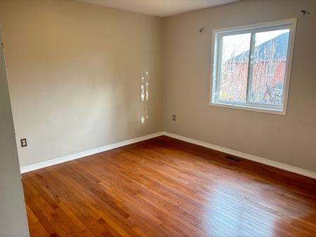 For Lease - 31 Williamson Drive, Ajax, Ontario - Photo 5