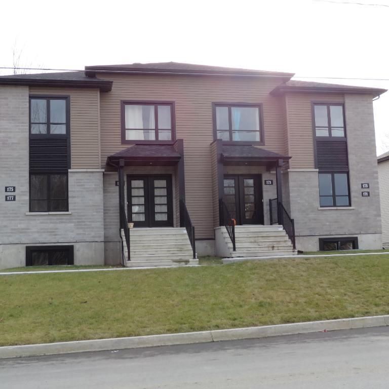 41/2 à louer SHERBROOKE - Photo 1