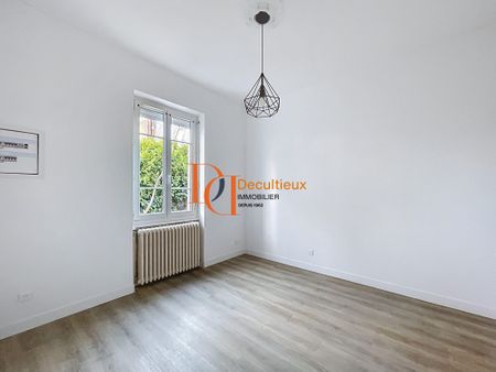 Location Appartement 3 pièces 51m² BRON 69500 - Photo 3