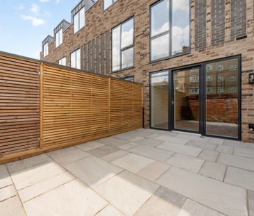Thomas Hardy Mews - Photo 2