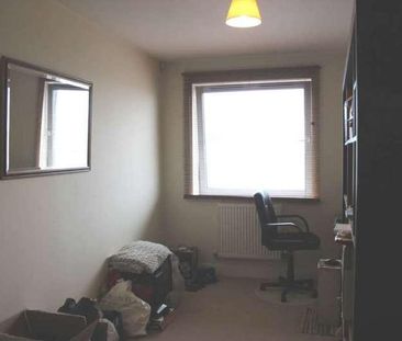 Tideslea Path, Thamesmead West, SE28 - Photo 6