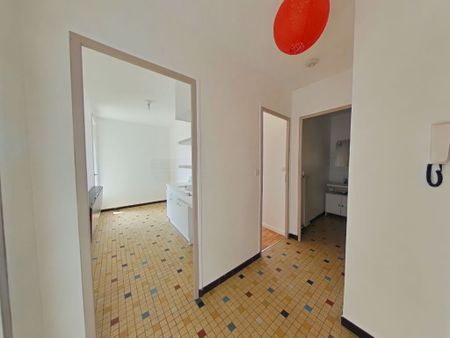 Location Appartement 2 pièces 36m² ROMANS SUR ISERE 26100 - Photo 4