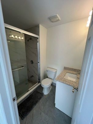 For Lease - 575 College Street Unit# A, Toronto, Ontario - Photo 1