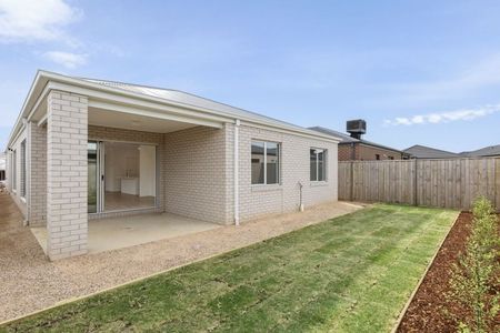 24 Yellow Gum Way, Mount Duneed - Photo 2