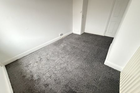 Craven Road - Photo 2