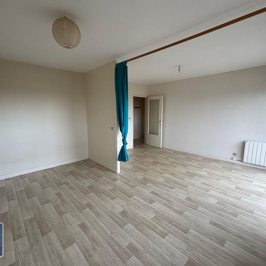 Location Appartement 1 pièce 39m² CHATEAUROUX 36000 - Photo 1