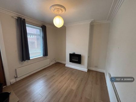 2 bedroom terraced house to rent - Photo 5