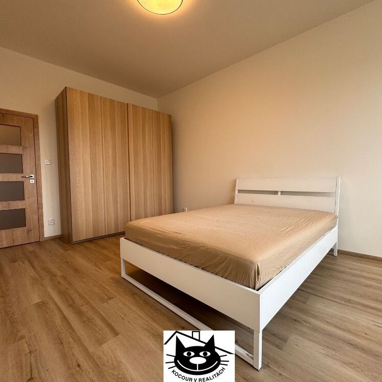 Pronájem bytu 2+kk 62 m² - Photo 1