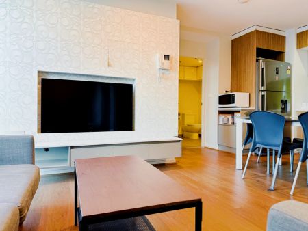 8 Sutherland St., Melbourne - Photo 3