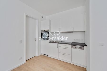 Traumhafte-Zwei-Zimmer Wohnung direkt an East Side Gallery und Spree, provisionsfrei zu vermieten - Photo 4