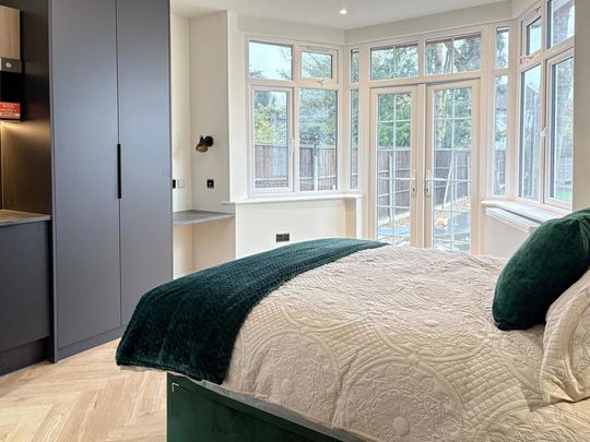 Studio to rent - Photo 1