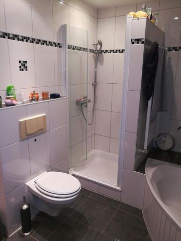 <h1 class="md:text-xl md:leading-6 mt-4 md:mt-10 lg:mb-6 mb-3 text-primary-500 font-semibold text-base leading-5"> Wohnung in Sassenburg (Westerbeck) </h1> - Photo 4