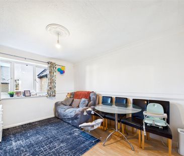 Dale Close, Stanway, Colchester, Essex, CO3 0FU - Photo 2