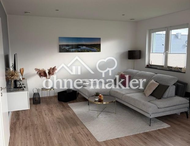 TOP 2-Zimmer-Wohnung mit Süd-Balkon und Küche in Schmidt - Photo 1