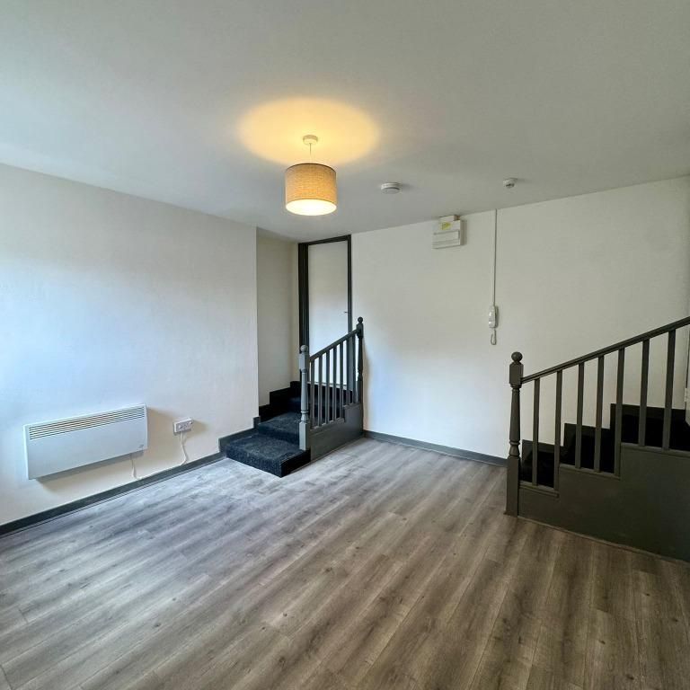 1 bedroom flat to rent - Photo 1