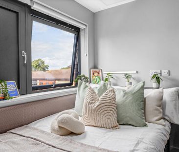 1 bedroom in a flat share to rent - Photo 5