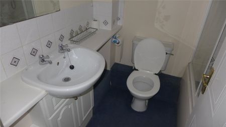 Drapers Fields, Canal Basin, Coventry, West Midlands, CV1 - Photo 3