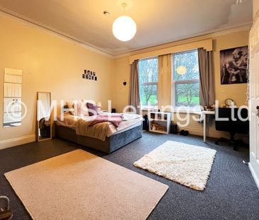 9 Bedroom Mid Terraced House for rent in Hyde Park Road - Photo 3
