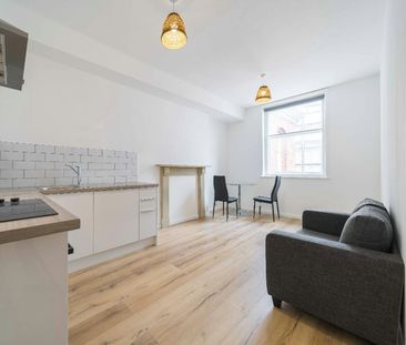 Apartment to rent on - Photo 2