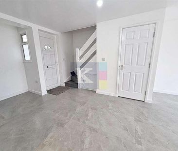 Marshall Drive, Hayes, UB4 - Photo 4