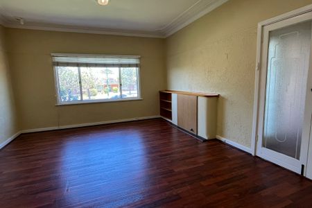 Charming Elevated Home - Photo 4