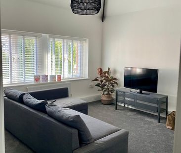 1 Bed Flat, Osborne Wallis House, BS8 - Photo 2