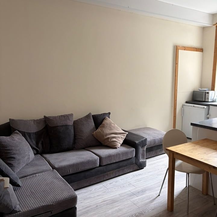 2 Bed Flat, Horne Terrace, EH11 - Photo 1