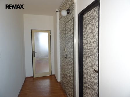 Pronájem bytu 1+1 40 m², Havlíčkovo náměstí 2127, Žatec - Photo 2