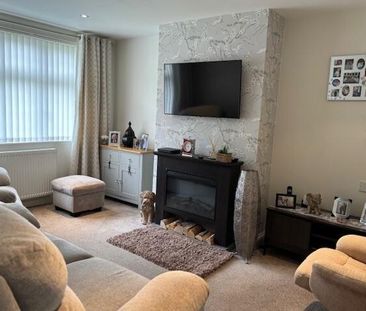 2 bedroom maisonette to rent - Photo 3