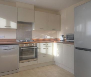 3 bedroom detached house to rent - Photo 5