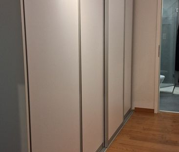 APPARTEMENT 2 PIÈCES À WORB (BE), MEUBLÉ, TEMPORAIRE - Photo 3