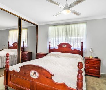 Charming 4-Bedroom Family Home in Werrington Downs - Photo 4