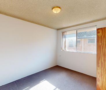 2/134 Union Street, The Junction NSW 2291 - Photo 3