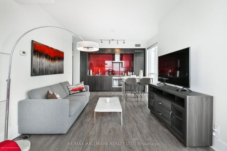 300 Front Street Lofts 300 , #2712 - Photo 3