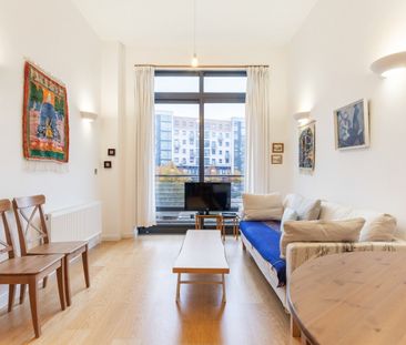 1 Bed Flat, Larden Road, W3 - Photo 2