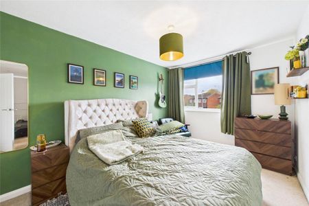 3 bedroom terraced house to rent - Photo 3