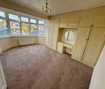 Room in a Shared House, Ilford, IG4 - Photo 3