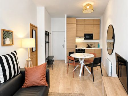 Location Appartement 2 pièces 25m² MARSEILLE 1er - Photo 3