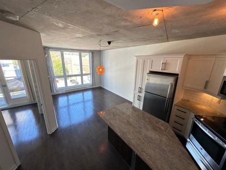 Appartement à louer - Photo 3