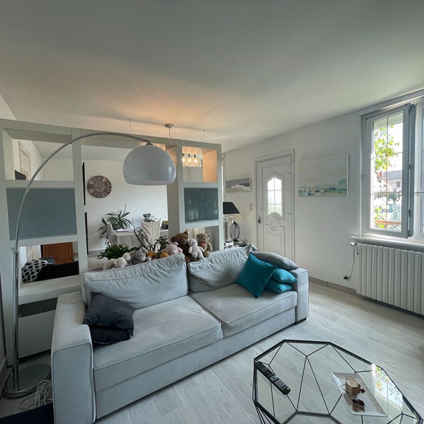 Location Maison 5 pièces 92m² - Photo 1