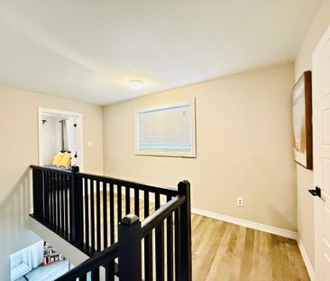 For Lease - 990 Fameflower Street, Barrhaven, Ontario - Photo 2