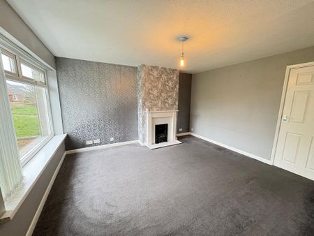 2 bedroom semi-detached house to rent - Photo 4