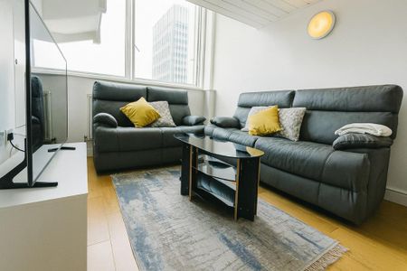 2 bedroom duplex to rent - Photo 2