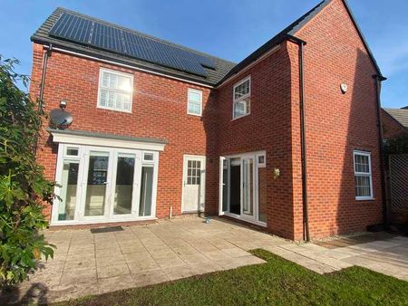 Buttonbush Drive, Nantwich, CW5 - Photo 2