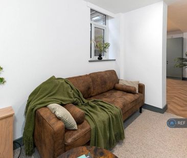 1 bedroom in a house share to rent - Photo 6